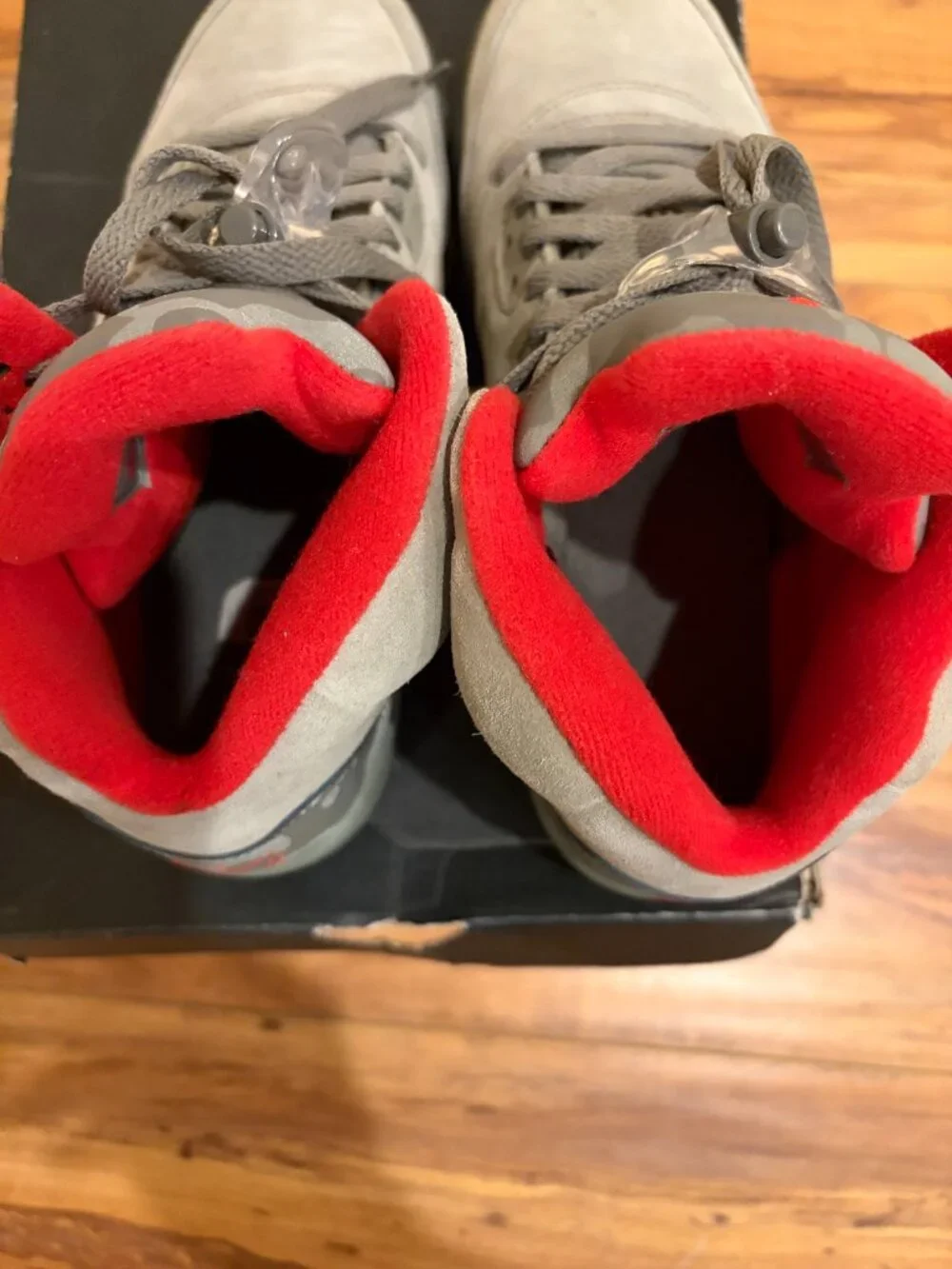 Air Jordan 5 Retro BG Grey woman Dark Stucco/unyversity red 7Y